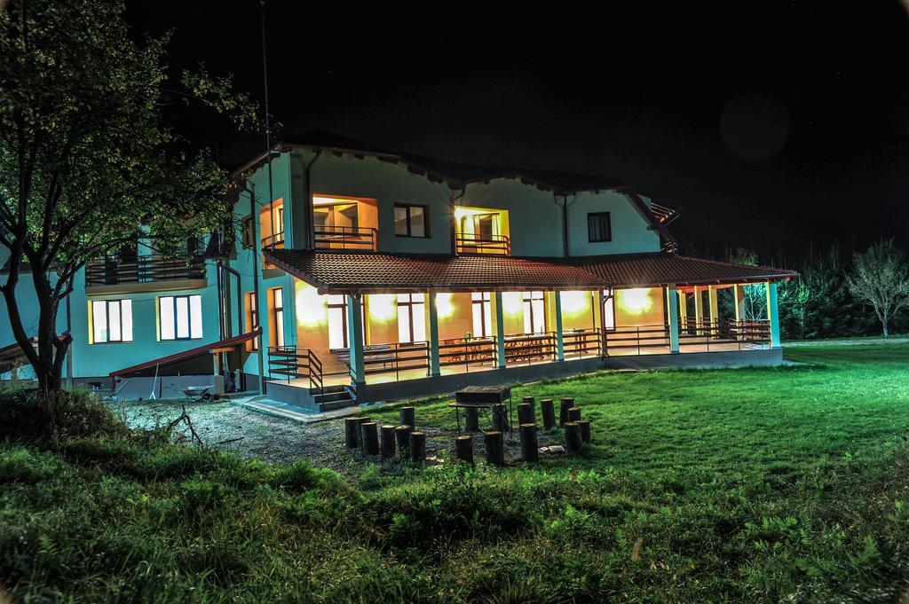 Hotel Rasarit De Soare Rotbav Exterior foto